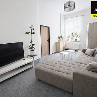 Pronájem bytu 3+1 89 m² Opava Město, Na Valech