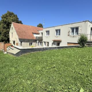 Prodej rodinného domu 534 m² Prusy-Boškůvky