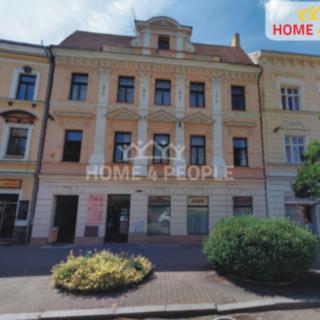 Pronájem obchodu 98 m² Benešov, Malé náměstí