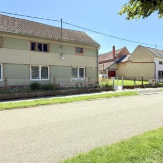 Prodej rodinného domu 1017 m² Prusy-Boškůvky