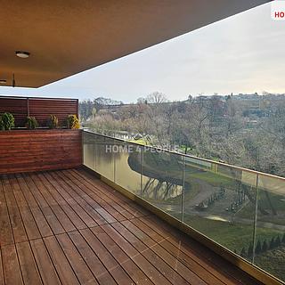 Pronájem bytu 2+kk 78 m² Slaný Slaný, Lázeňská