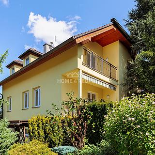 Prodej rodinného domu 270 m&sup2; Hradec nad Moravicí