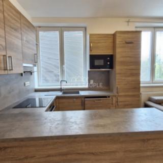 Pronájem bytu 3+kk 70 m² Pohořelice