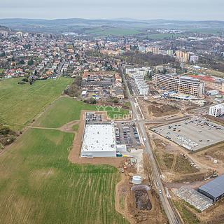 Prodej komerčního pozemku 9478 m&sup2; Hořovice