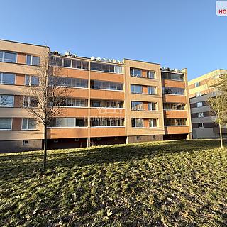 Prodej bytu 4+kk 101 m&sup2; Jince