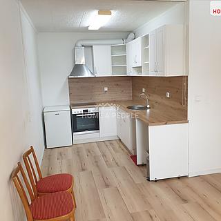 Pronájem bytu 2+kk 42 m² Benešov, Pražského povstání