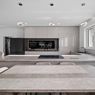 Prodej rodinného domu 166 m&sup2; Rostoklaty