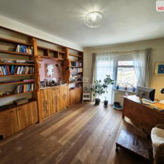 Prodej bytu 2+1 76 m² Praha