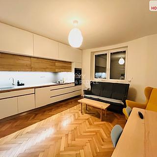 Pronájem bytu 3+kk 70 m² Brno