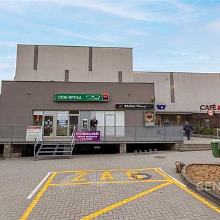 Pronájem obchodu 140 m&sup2; Adamov