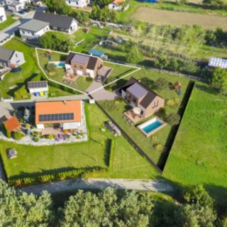 Prodej stavební parcely 699 m² Petráveč