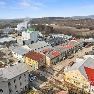 Prodej výrobního objektu 2905 m&sup2; Kelčany
