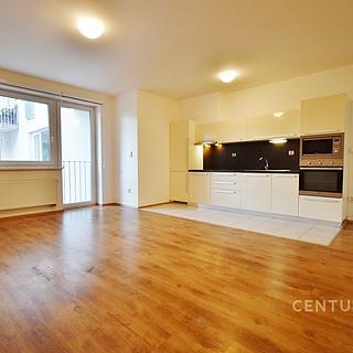 Pronájem bytu 3+kk 90 m&sup2; Brno