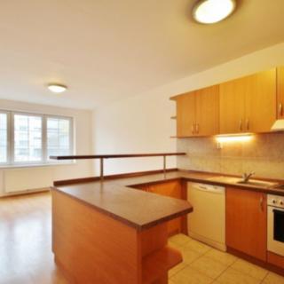 Pronájem bytu 3+kk 65 m² Brno