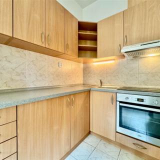 Pronájem bytu 1+1 36 m² Brno Staré, Hybešova