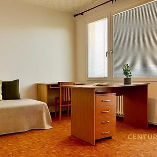 Pronájem pokoje 67 m² Brno Bohunice, Spodní