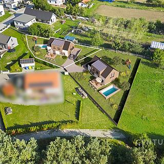 Prodej stavební parcely 699 m² Petráveč