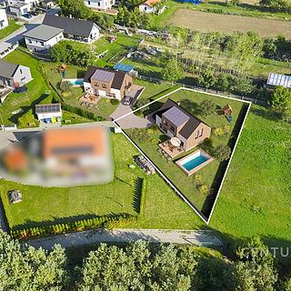 Prodej stavební parcely 920 m² Petráveč