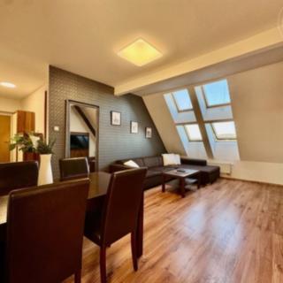 Prodej bytu 3+kk 86 m² Brno Černovice, Tržní