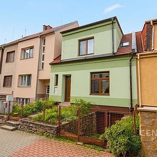 Prodej rodinného domu 150 m&sup2; Brno
