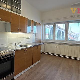 Pronájem bytu 3+1 98 m² Prostějov, Palackého