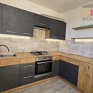 Pronájem bytu 1+1 32 m² Prostějov, Libušinka