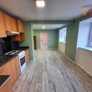 Pronájem bytu 2+kk 55 m² Ptení