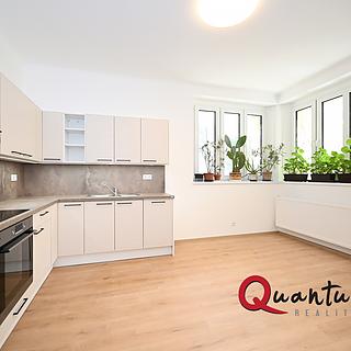 Pronájem bytu 2+kk 49 m&sup2; Praha