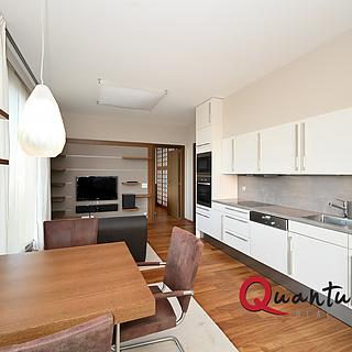 Pronájem bytu 2+kk 44 m&sup2; Praha