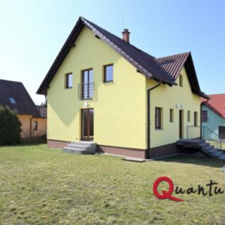 Pronájem rodinného domu 135 m² Praha
