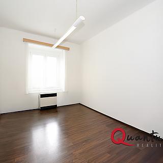 Pronájem kanceláře 16 m² Praha