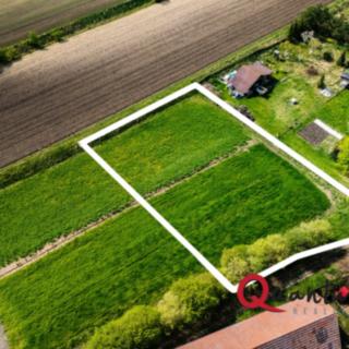 Prodej stavební parcely 1 476 m² Kostomlaty pod Řípem
