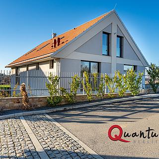Prodej rodinného domu 390 m² Praha Královice, Ke Tvrzi