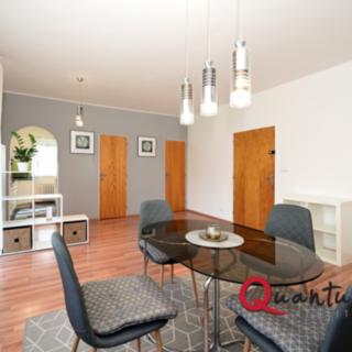 Pronájem bytu 2+1 85 m² Praha