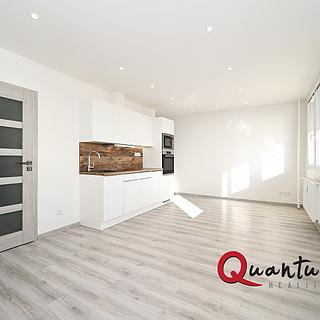 Pronájem bytu 1+kk, garsoniery 33 m² Kladno