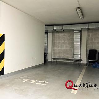 Pronájem garáže 13 m² Praha Vokovice, Irská