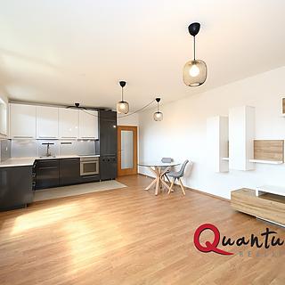 Pronájem bytu 2+kk 69 m&sup2; Praha