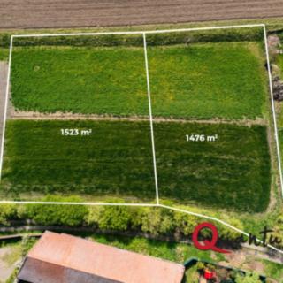 Prodej stavební parcely 1 523 m² Kostomlaty pod Řípem