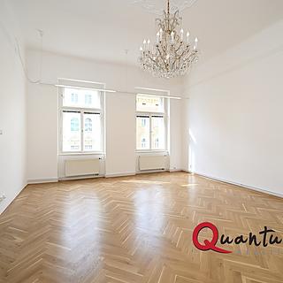 Pronájem bytu 4+1 146 m&sup2; Praha