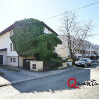 Prodej rodinného domu 186 m² Golčův Jeníkov, V Zahradách