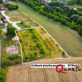 Prodej stavební parcely 2 715 m² Brandýsek, Pod lékárnou