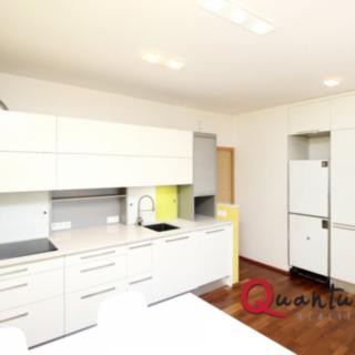 Pronájem bytu 4+kk 99 m² Praha Hrdlořezy, Hrdlořezská