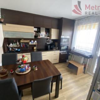 Prodej bytu 3+1 84 m² Hradec Králové