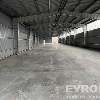 Pronájem skladu 840 m² Děčín XXVII-Březiny