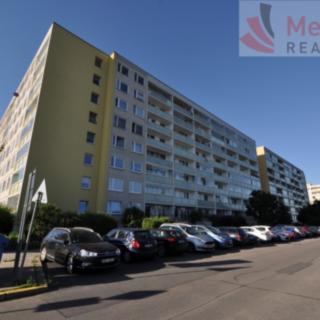Pronájem bytu 2+kk 45 m² Praha