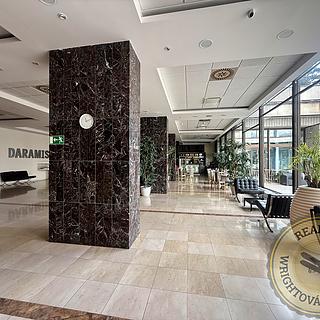 Pronájem kanceláře 150 m² Praha Vršovice, Kodaňská