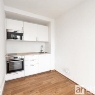 Pronájem bytu 1+kk a garsoniéry 30 m² Ovčáry, Na Bulánce