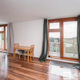 Prodej bytu 1+kk a garsoniéry 32 m² Praha Žižkov, Pod lipami