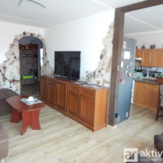 Prodej bytu 3+1 67 m² Libochovice, Revoluční