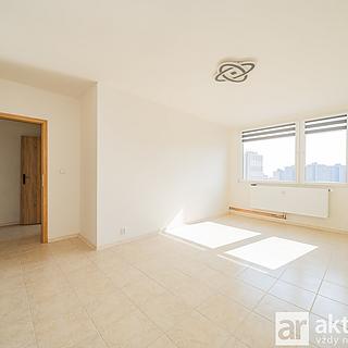 Prodej bytu 2+kk 45 m² Praha Bohnice, Poznaňská